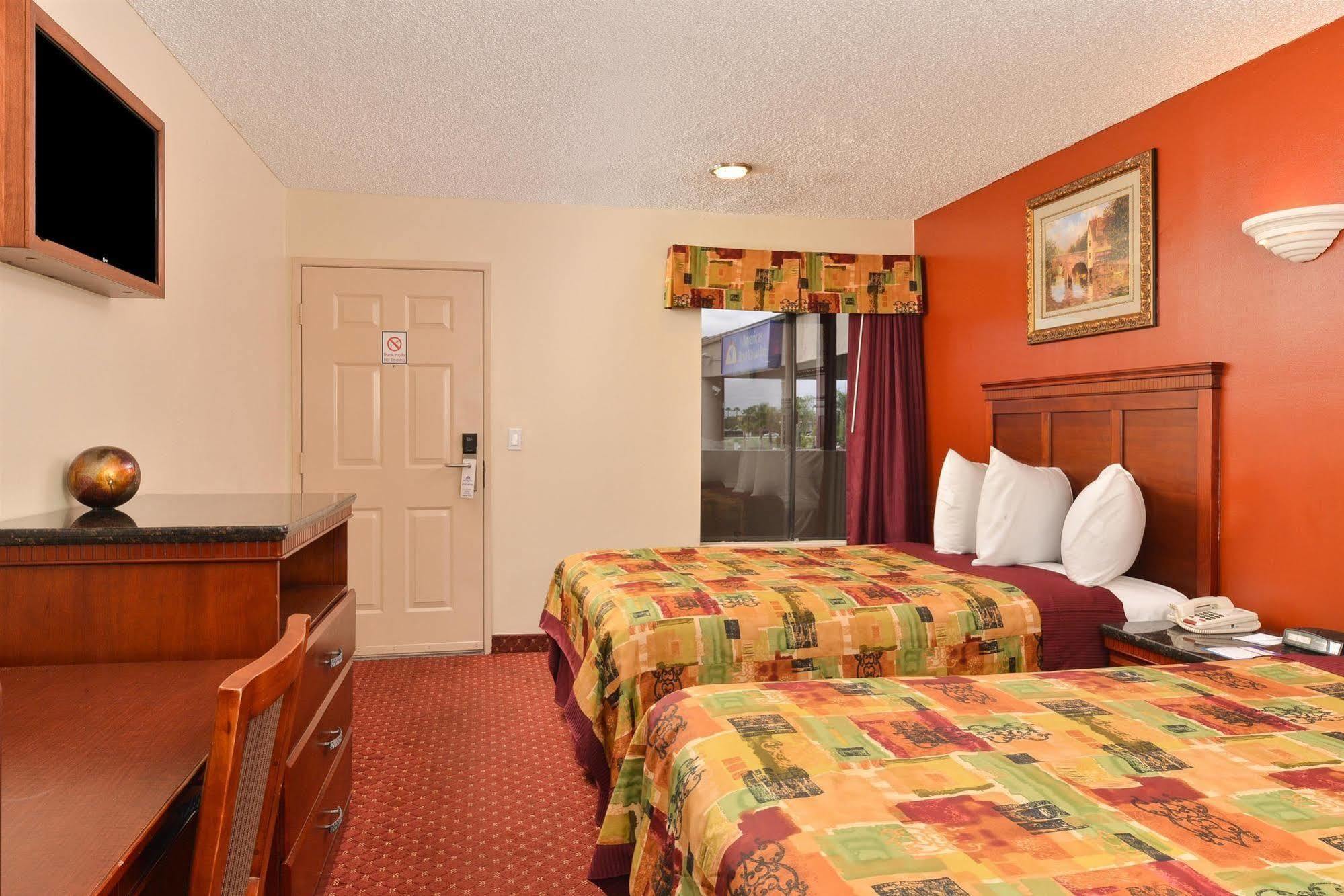 Americas Best Value Inn Redlands San Bernardino Экстерьер фото